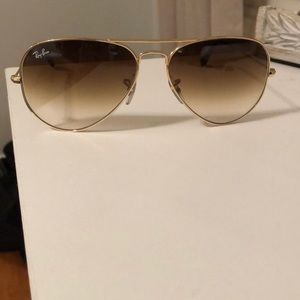 Unisex large rayban aviator sunglasses